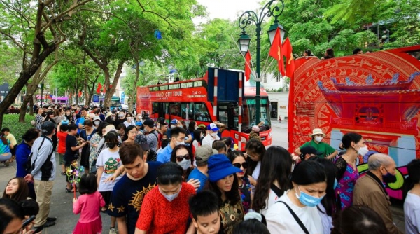 Hà Nội: Hơn 220 triệu hành khách sử dụng vận tải công cộng trong 6 tháng đầu năm