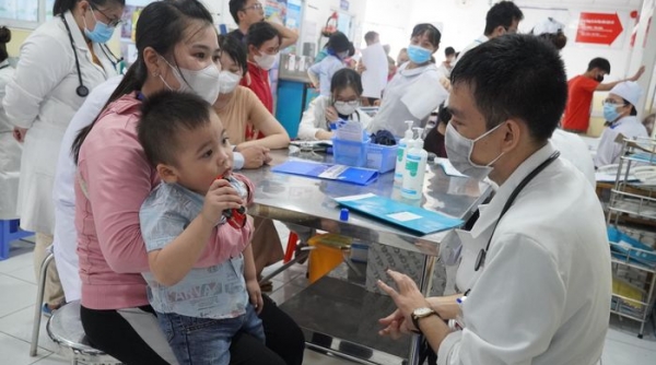 Trong tuần này 3.000 chai dịch truyền Globulin miễn dịch điều trị bệnh tay chân miệng sẽ về Việt Nam