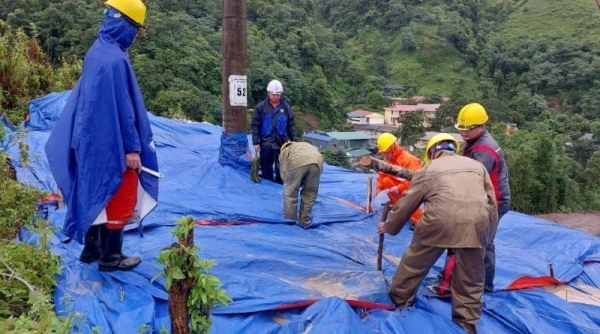 Công ty Điện lực Điện Biên nỗ lực khắc phục sự cố trong mưa giông