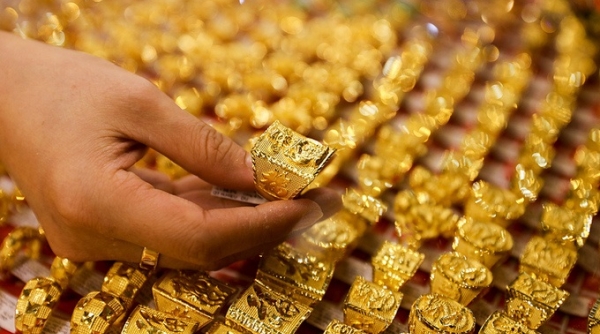 Giá vàng hôm nay 27/8: Giá vàng trong nước tuần qua tăng nhẹ cùng với giá vàng thế giới