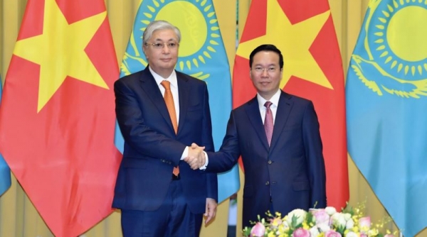 Chủ tịch nước Võ Văn Thưởng chủ trì lễ đón trọng thể Tổng thống Kazakhstan