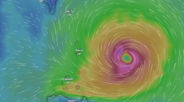 Xuất hiện cơn bão gần Biển Đông và hướng di chuyển rất phức tạp