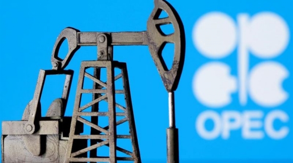 Giá xăng dầu hôm nay 2/9: Chạm mức cao nhất trong vòng 7 tháng