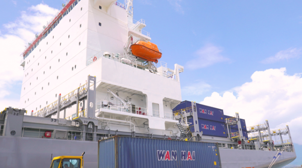 Cảng Đà Nẵng đón chuyến tàu container đầu tiên đưa hàng hóa đến bờ Tây Hoa Kỳ