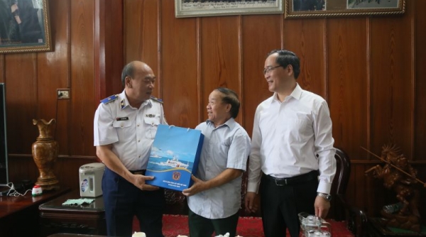 Lạng Sơn: Bộ Tư lệnh Cảnh sát biển thăm, tặng quà gia đình chính sách