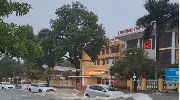 Mưa lớn gây ngập nhiều tuyến đường tại TP. Thanh Hóa