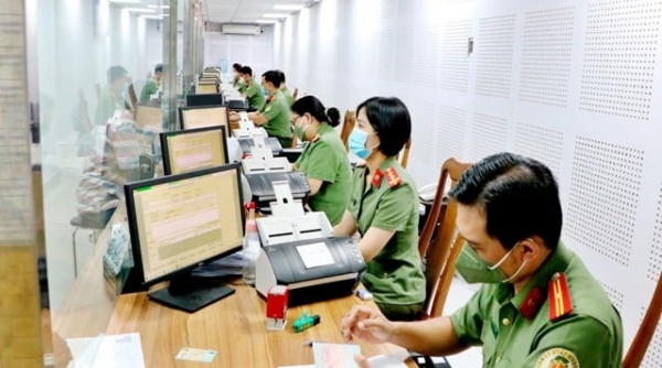 Đề xuất phân cấp giải quyết thủ tục liên quan đến xuất nhập cảnh của công dân Việt Nam