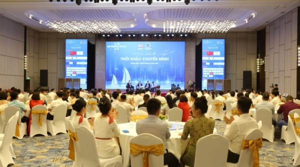 Quảng Ninh: Tổ chức tọa đàm kinh tế “Thời khắc chuyển mình”