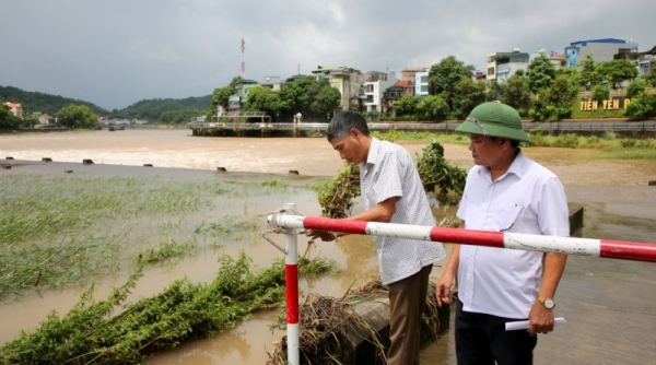 Các tỉnh miền Trung chủ động ứng phó với mưa lớn, ngập lụt, sạt lở đất