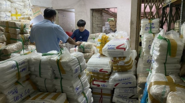 TP. Hồ Chí Minh: Buộc tiêu huỷ gần 1200 kg túi nylong đựng thực phẩm không rõ nguồn gốc