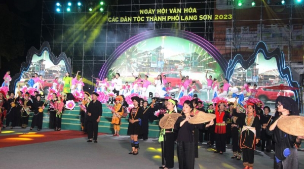 Gần 30.000 lượt người tham dự Ngày hội văn hóa các dân tộc tại Lạng Sơn