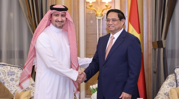 Thủ tướng Phạm Minh Chính tiếp lãnh đạo 03 tập đoàn hàng đầu của Saudi Arabia và Vùng Vịnh