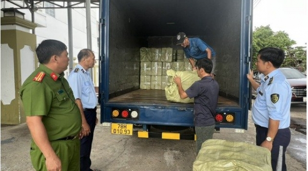 Phú Yên tiêu hủy hơn 12.000 hộp thuốc Shisha nhập lậu