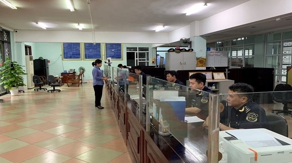 Lào Cai: Tìm chủ sở hữu lô hàng bị tạm giữ