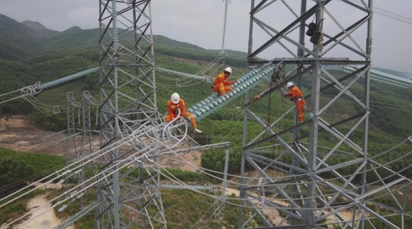 Sớm đưa dự án đường dây 500 kV mạch 3 vào vận hành theo yêu cầu của Thủ tướng Chính phủ