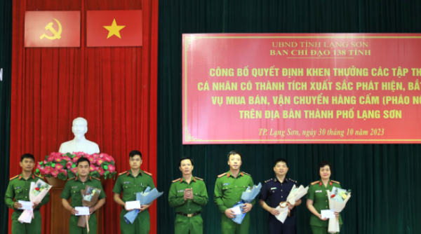 Lạng Sơn: Khen thưởng 2 tập thể, 5 cá nhân trong phát hiện, bắt giữ vụ mua bán, vận chuyển pháo nổ
