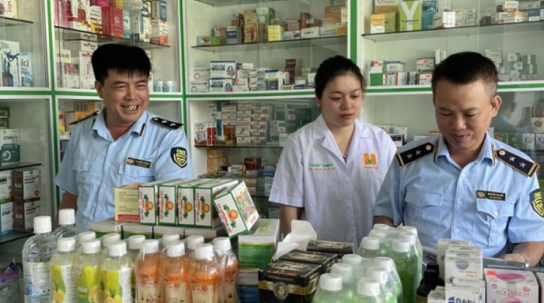 Lực lượng QLTT Thanh Hóa tăng cường kiểm tra, kiểm soát đối với các cơ sở kinh doanh bán lẻ thuốc
