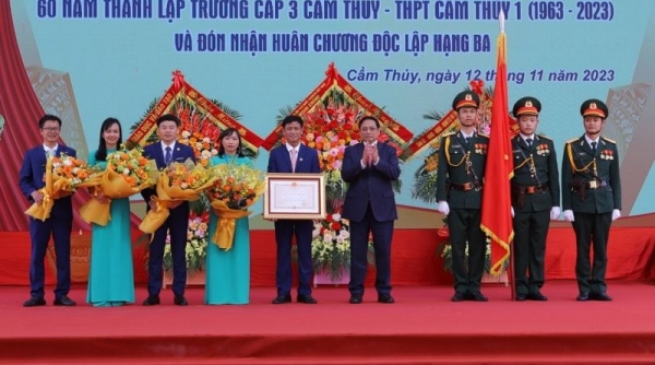 Thủ tướng Chính phủ Phạm Minh Chính dự lễ kỷ niệm 60 năm thành lập Trường THPT Cẩm Thủy 1