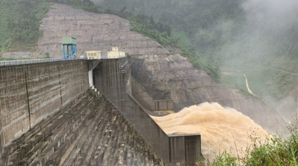 Quảng Nam: Nhiều thủy điện lớn khẩn trương xả nước chuẩn bị đón lũ