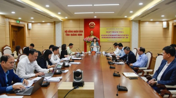 Quảng Ninh: Họp thẩm tra các tờ trình dự thảo Nghị quyết