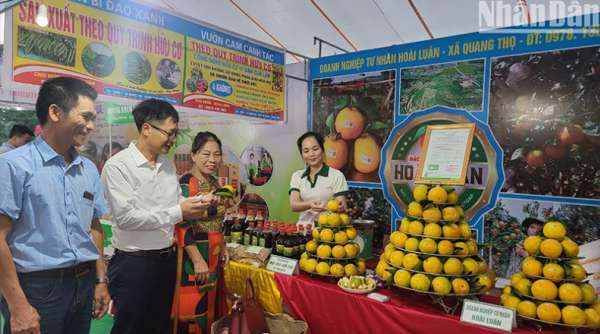 Khai mạc lễ hội cam và các sản phẩm nông nghiệp Hà Tĩnh lần thứ 6