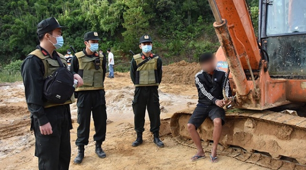 Công an tỉnh Bình Thuận triệt phá nhóm khai thác vàng trái phép quy mô lớn