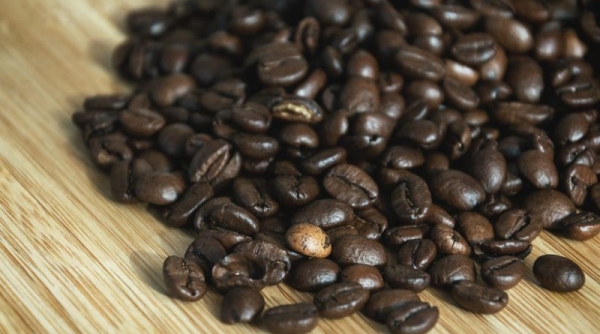 Giá cà phê hôm nay 13/12 : Cao nhất 62.500 đồng/kg