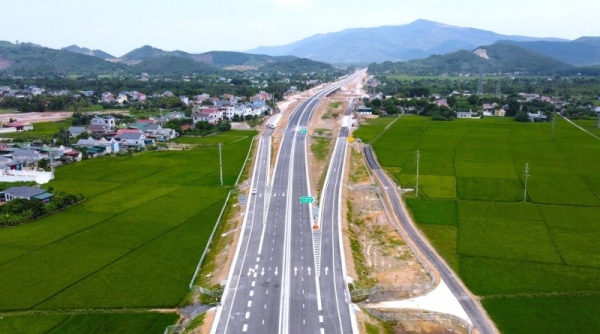 Hoàn thành các hạng mục 2 dự án cao tốc qua Thanh Hóa trước ngày 31/12