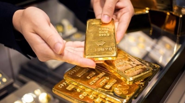 Nhà nước không bảo hộ giá vàng miếng, luôn tôn trọng quyền mua bán, bảo quản, cất trữ vàng của người dân