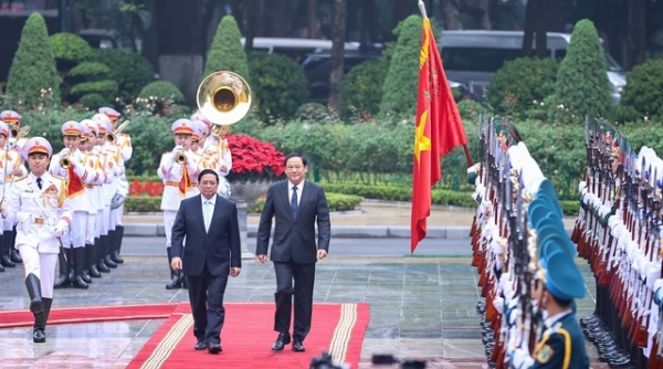 Lễ đón trọng thể Thủ tướng Lào Sonexay Siphandone thăm chính thức Việt Nam