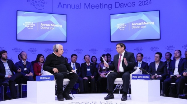 Thủ tướng đối thoại với WEF về vai trò, vị thế quốc tế, thành tựu, tầm nhìn và triển vọng phát triển của Việt Nam