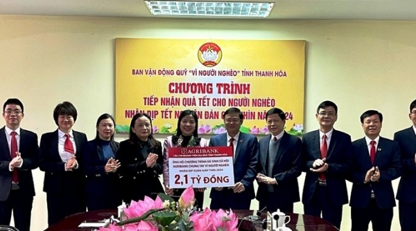 Các chi nhánh Agribank tại Thanh Hóa trao 4.200 suất quà Tết cho người nghèo
