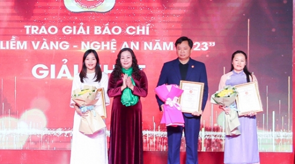 Khai mạc Hội báo Xuân Giáp Thìn và trao Giải báo chí “Búa liềm vàng - Nghệ An 2023”
