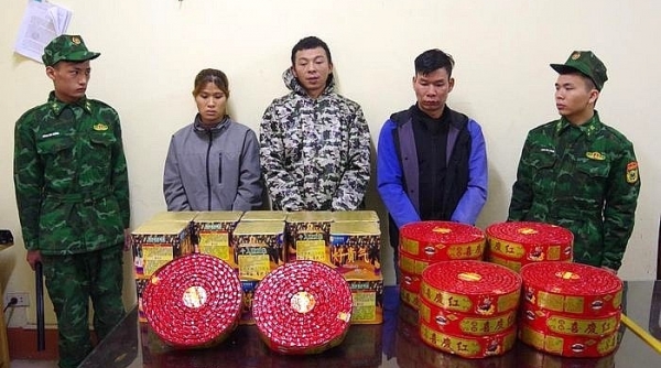 Lạng Sơn bắt giữ 03 đối tượng vận chuyển 58 kg pháo lậu