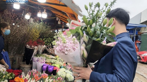 Chợ hoa Quảng An những ngày giáp Tết 2024 có gì khác so với các năm trước?
