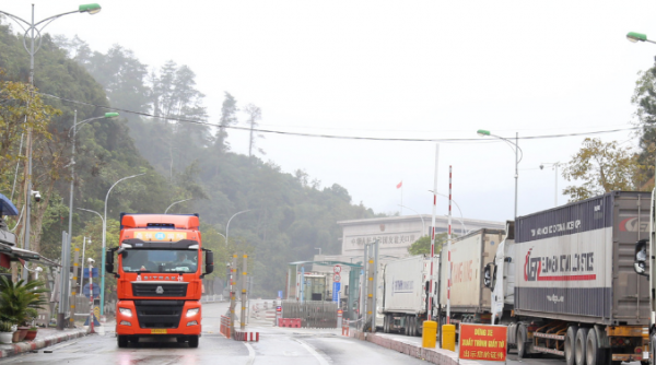 Lạng Sơn: Một số cửa khẩu đường bộ sẽ thông quan hàng hóa đến hết ngày 30 Tết