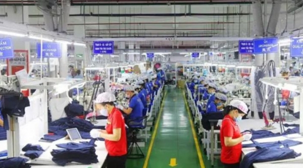 Chỉ số quản trị mua hàng của ngành sản xuất Việt Nam (PMI) tăng trưởng trở lại vào đầu năm 2024