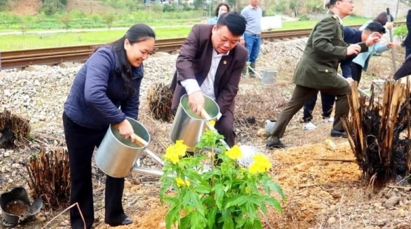 Thành phố Lạng Sơn: Trồng gần 500 cây hoa tại Lễ phát động “Tết trồng cây” xuân Giáp Thìn 2024