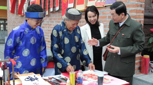 Quảng Ninh: Khai bút đầu xuân Giáp Thìn 2024