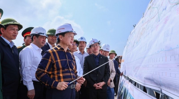 Phó Thủ tướng Trần Hồng Hà kiểm tra tiến độ 02 dự án hạ tầng trọng điểm