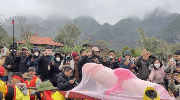 Độc đáo lễ hội rước sinh thực khí nam, nữ tại Lạng Sơn