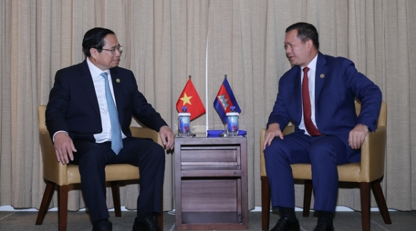 Thủ tướng Phạm Minh Chính đã gặp Thủ tướng Hun Manet tại Hội nghị Cấp cao Đặc biệt ASEAN - Australia