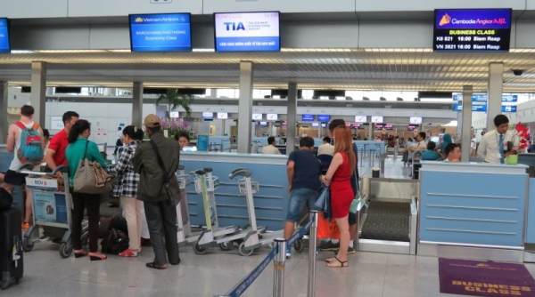 Rút ngắn thời gian xuất nhập cảnh tại sân bay Tân Sơn Nhất