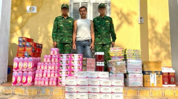Bộ đội Biên phòng An Giang bắt giữ đối tượng vận chuyển trái phép số lượng lớn hàng hóa nhập lậu