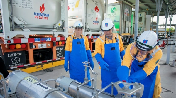 PV GAS CNG chính thức cung cấp LNG tới khách hàng
