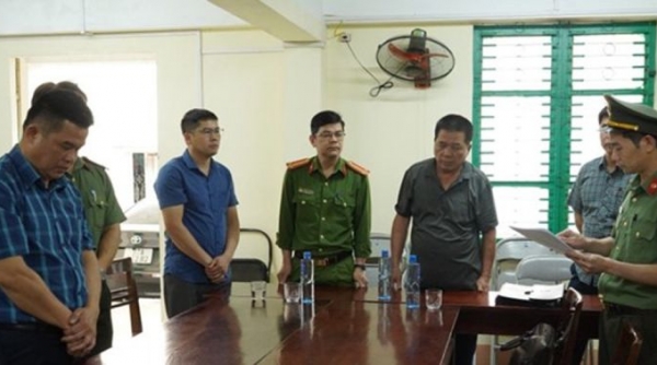 Bắc Kạn: Bắt tạm giam Giám đốc điện lực huyện Na Rì
