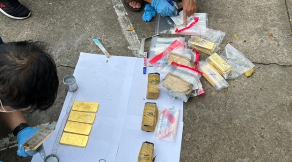Truy tố 24 bị can trong đường dây buôn lậu 6.150 kg vàng