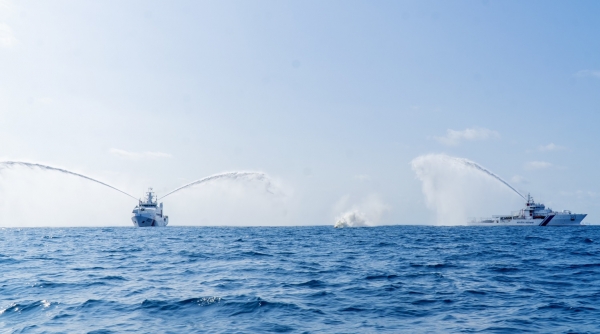 Cảnh sát Biển Việt Nam và lực lượng bảo vệ bờ biển Ấn Độ luyện tập ứng phó sự cố môi trường trên biển