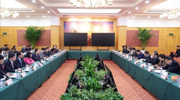 Chủ tịch Quốc hội Vương Đình Huệ thăm và làm việc tại Khu thí điểm thương mại tự do Thượng Hải