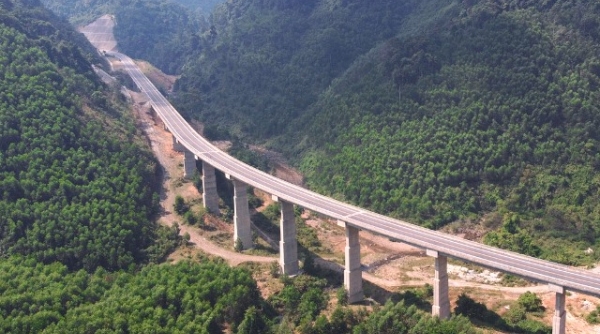 Mở rộng cao tốc La Sơn -Hòa Liên cần hơn 3.000 tỷ đồng
